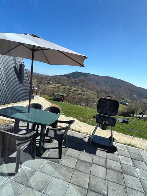 Day, Natural landscape, BBQ facilities, Mountain view