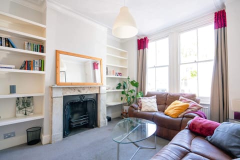 Library, TV and multimedia, Living room, Seating area