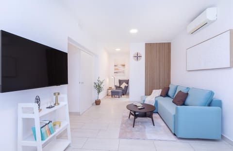 Living room, air conditioner
