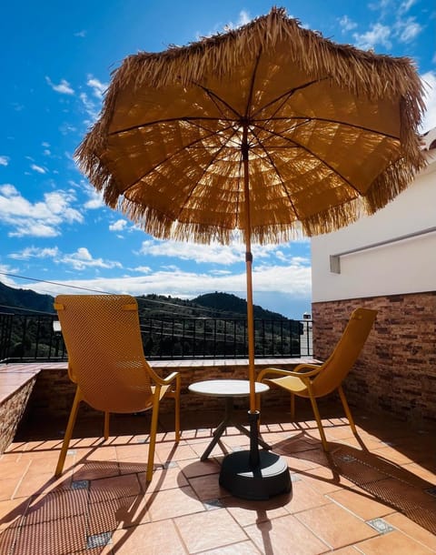 Day, Natural landscape, View (from property/room), Balcony/Terrace, Mountain view, sunbed
