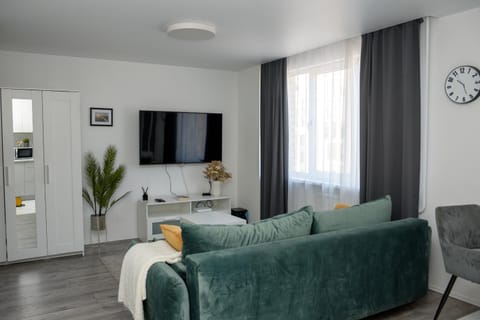 Communal lounge/ TV room, TV and multimedia, Living room, Seating area