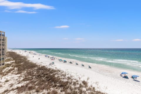 Pinnacle Port B3-405 House in Sunnyside