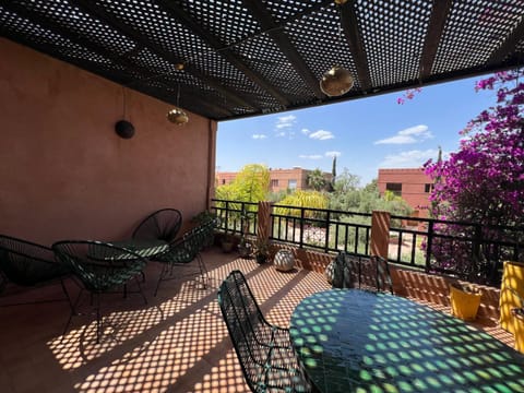 Patio, Spring, Day, View (from property/room), Balcony/Terrace, Dining area