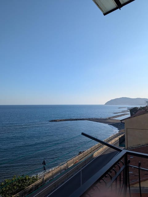 Natural landscape, Balcony/Terrace, Sea view