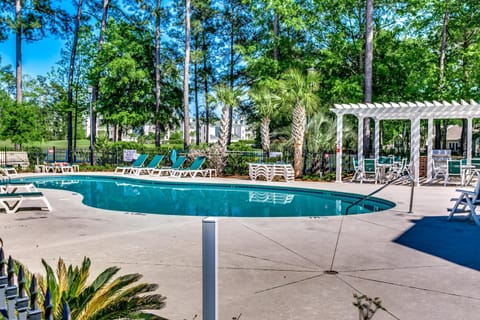 Gorgeous Golf Condo Near AirportBeach&Attractions House in Carolina Forest
