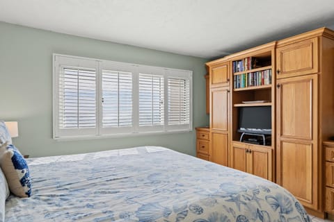 Pinnacle Port B2-505 House in Sunnyside