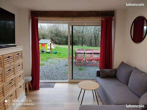 Gîte dans un écrin de verdure 3 mn mer House in Étables-sur-Mer