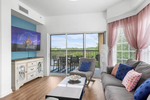 TV and multimedia, View (from property/room), Living room, Seating area, Evening entertainment