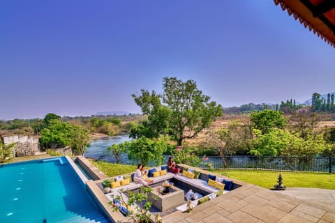Spring, Day, People, Natural landscape, Garden, Garden view, Pool view, Swimming pool, Swimming pool, group of guests, sunbed