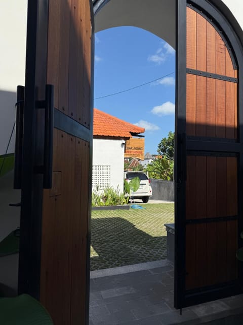 Lebak Agung Guest House Bed and Breakfast in North Kuta