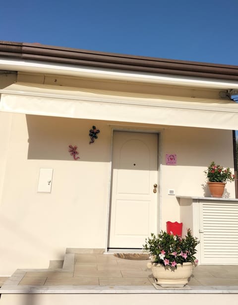 La Casina di Nonna Altea Apartment in Province of Massa and Carrara