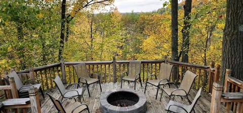 Lakefront Family-Friendly Cabin with a Games Room in Birchwood, Wisconsin Cabin in Wisconsin