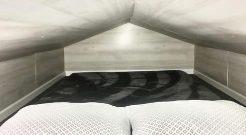 Serene Loft Cabin with Outdoor Grill and Fire Pit in Creal Springs, Illinois Cabin in Lake of Egypt