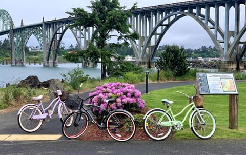 Amazing Beachfront Villa in Newport, Oregon Villa in Newport