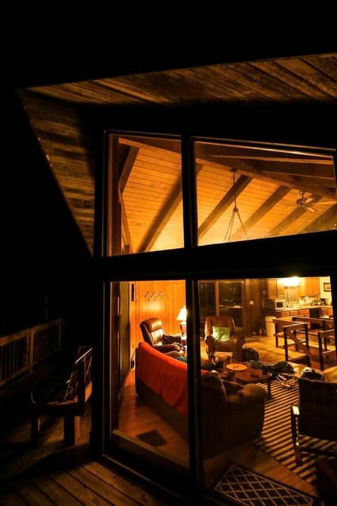 Fantastic Secluded Cabin with Nice Sights in North Creek, New York Cabin in Capital District, NY, USA