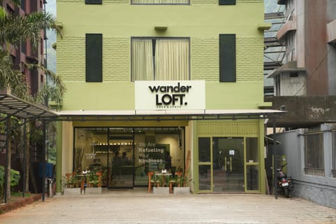 Property building, Facade/entrance