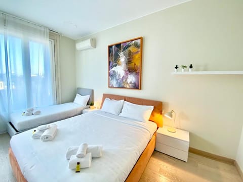 1 min Castle - 7 min Cathedral on Walk Prestige Apartment Apartment in Milan
