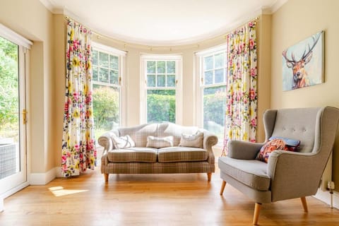 Amulree, Edinburgh City Villa in Edinburgh