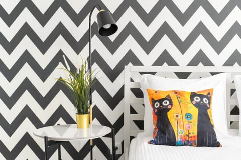 Bed, Photo of the whole room, Decorative detail