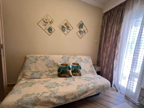 Bed, Living room, Seating area