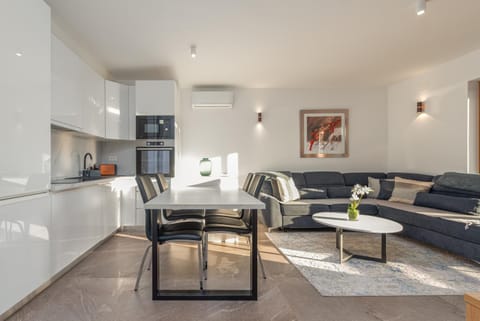 Kitchen or kitchenette, Living room, Dining area