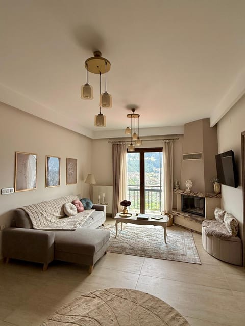 Communal lounge/ TV room, TV and multimedia, Living room, Photo of the whole room, Seating area, Evening entertainment