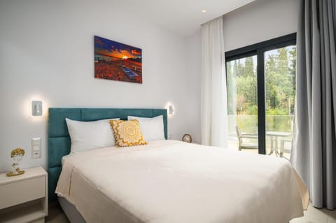 Bed, Balcony/Terrace, Bedroom