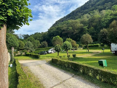 Nearby landmark, Natural landscape, Mountain view