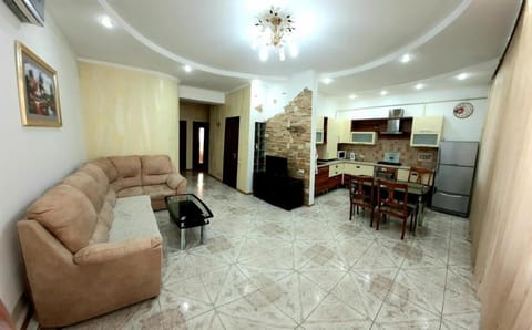 Kitchen or kitchenette, oven, pet friendly