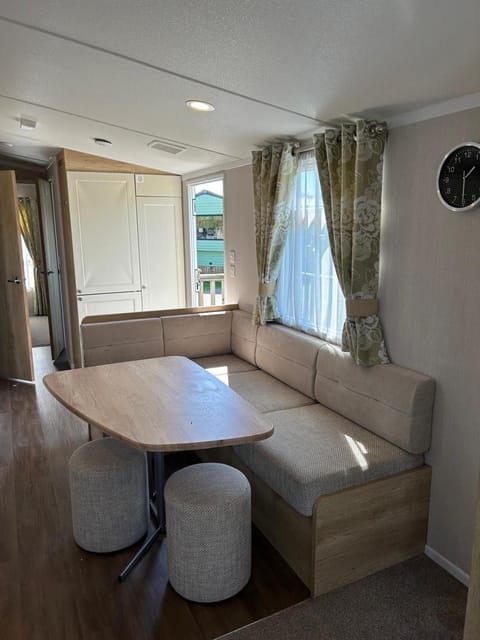 Holiday home by the river Nidd N23 Apartment in Borough of Harrogate