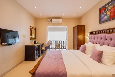 ELIVAAS The Kanota Retreat 4 BHK Villa Near Kanota Dam With Pvt Pool & Hill Views Villa in Jaipur