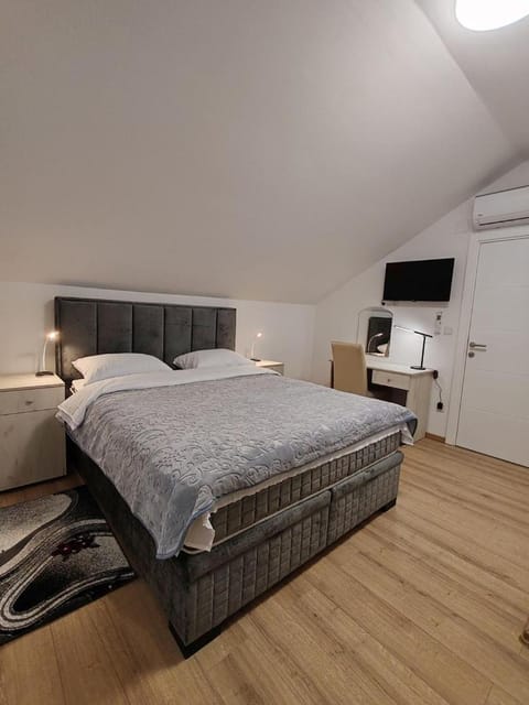 Rooms DM - Una Bed and Breakfast in Vojvodina