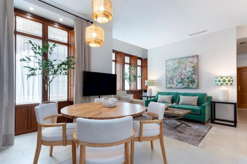TV and multimedia, Living room, Other, Seating area, Dining area