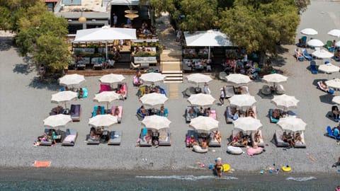 Nearby landmark, Day, People, Natural landscape, Bird's eye view, Beach, Area and facilities, group of guests, sunbed