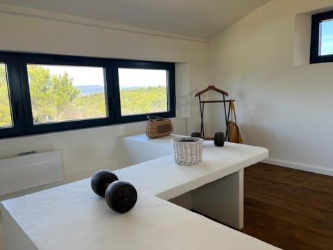 Grande Villa dans le Parc du Luberon Villa in French Riviera