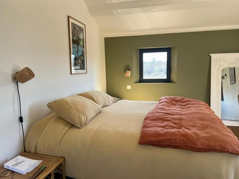 Grande Villa dans le Parc du Luberon Villa in French Riviera