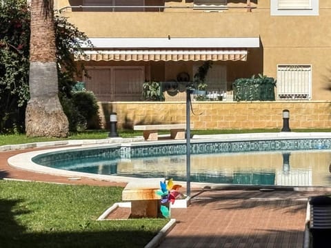 Shower, Spring, Bed, Activities, Winter, Summer, Garden, Balcony/Terrace, Beach, Hiking, Animals, Animals, Animals, Autumn, Pets, Pets, Pets, Swimming pool, Sports, Entertainment, children, children, children, young children, young children, young children, older children, older children, older children, group of guests, group of guests, group of guests, cot, Family, Family, Family, Parking, heating, heating, microwave, oven, pet friendly, pet friendly, stove, washing machine, elevator, air conditioner