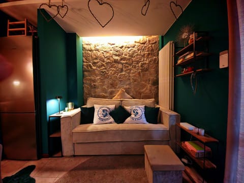 Communal lounge/ TV room, Living room