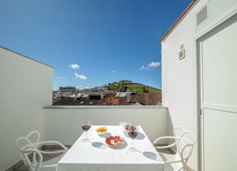 Day, View (from property/room), Balcony/Terrace, Dining area