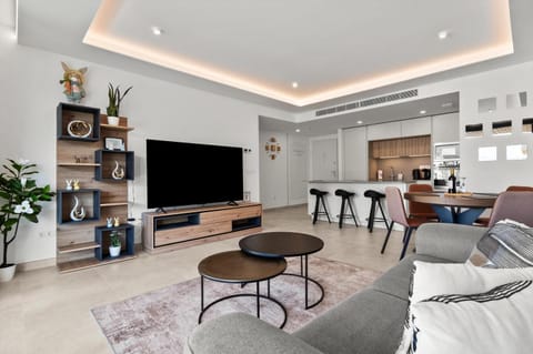 Happy Travel Jade Tower Apartment in Fuengirola