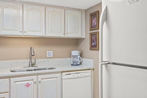 Pinnacle Port C2-303 House in Sunnyside