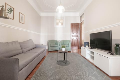 Communal lounge/ TV room, TV and multimedia, Living room, Seating area