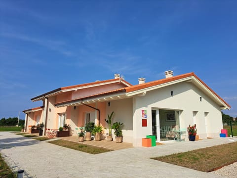 Property building, Street view