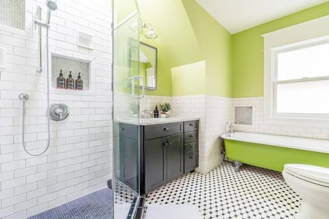 Charming Urban Retreat Elegant Home in Cap Hill House in Capitol Hill