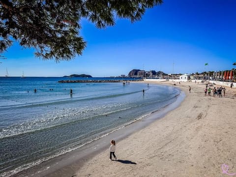 L'Escale Marine Wifi Parking Proche port House in La Ciotat