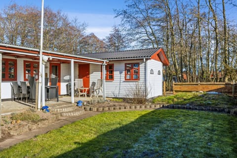 Property building, Garden, Garden