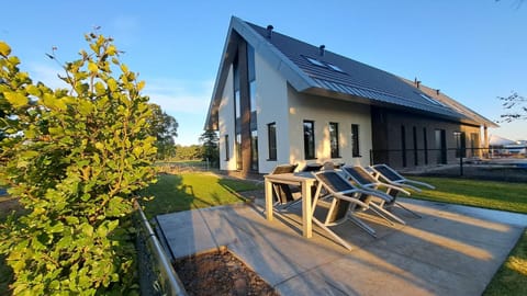 Patio, Garden, Garden view