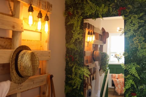 Superb Large Bespoke 5 Star Detached Villa, Prime Location, Belfast Stay Villa in Belfast