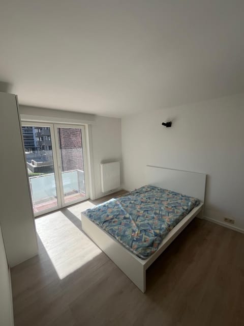 appartement 101 place Léopold 1er à la panne à 100m de la plage Apartment in De Panne