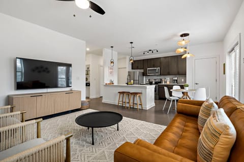 Kitchen or kitchenette, Living room, Dining area